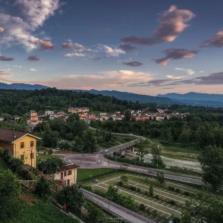 “oltre Il Confine”